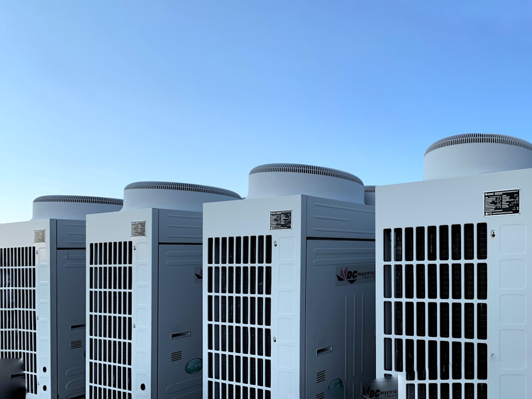 Carel µC2 и µChiller: контроллеры холодильных машин и тепловых насосов